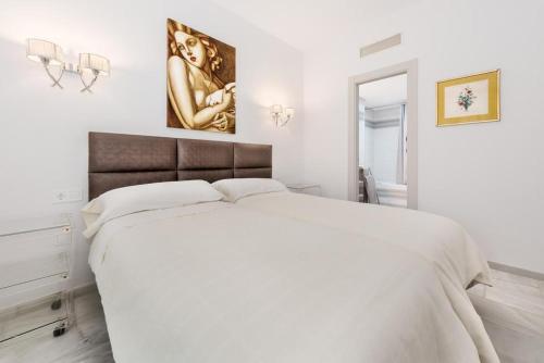 Apartamento en Puerto Marina B32