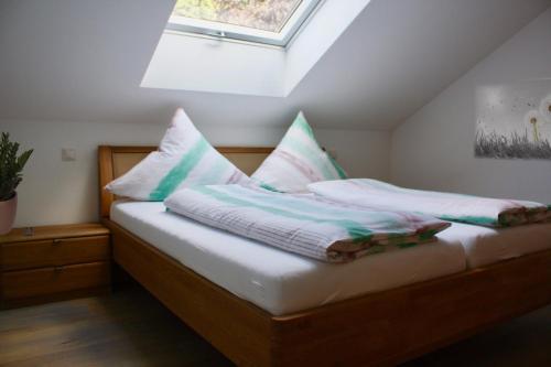 Säng eller sängar i ett rum på Renates Ferienhaus
