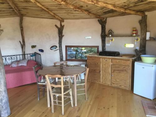 Dapur atau dapur kecil di Domaine De Pradines