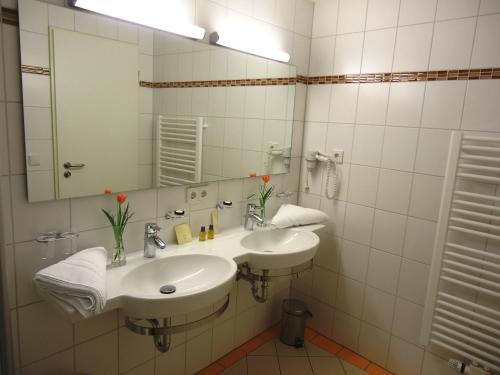 Koupelna v ubytování Hotel Gasthof Posthalter
