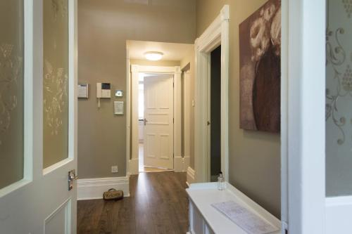 Ένα μπάνιο στο Albany House by Harrogate Serviced Apartments