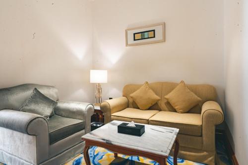 Ruang duduk di Iridium Hotel