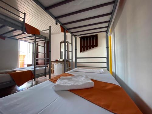 Кровать или кровати в номере Hostel CACTUS Costinesti
