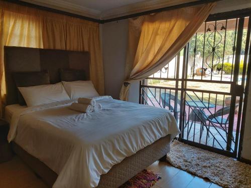 Gallery image of Ikhutseng guesthouse and spa in Pretoria