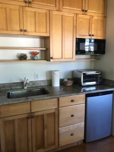 Gallery image of Banyan Tree B&B Retreat in Makawao