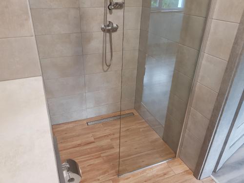 Bilik mandi di Apartamenty i Pokoje DIMAN