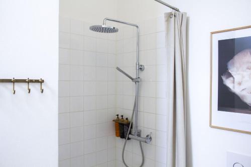 Et badeværelse på ApartmentInCopenhagen Apartment 1400
