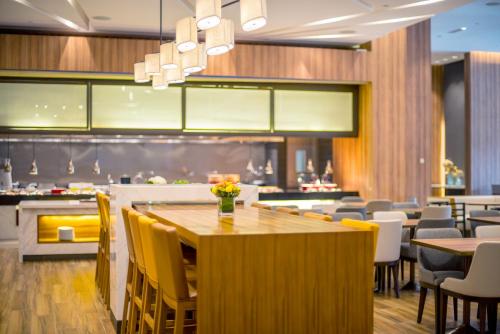 Εστιατόριο ή άλλο μέρος για φαγητό στο Hyatt Place Foshan Lishui