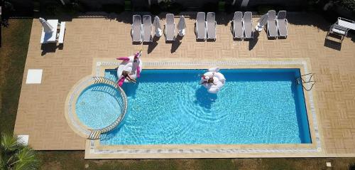 Бассейн в Sweet Home Kemer Apartments или поблизости