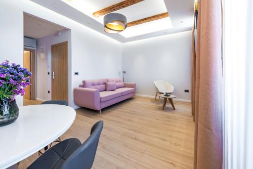 Χώρος καθιστικού στο Casa Antika Suites