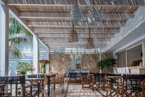 En restaurant eller et andet spisested på Danaides