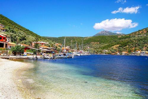 Bougainvillea Views - Μπουκαμβίλια Θέα