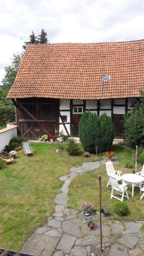 Das Gebäude in dem sich das Ferienhaus befindet