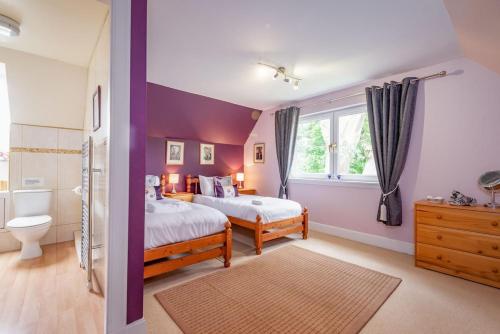 Gallery image of Muir Park Cottage , 5 Mins to St Andrews , Parking in St Andrews
