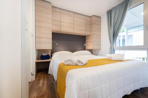 Postel nebo postele na pokoji v ubytování Luxury Camp at Union Lido
