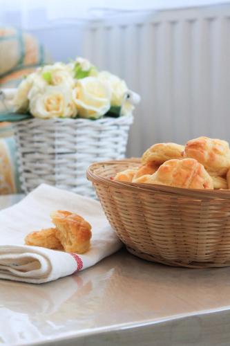 Makanan di atau berdekatan apartmen
