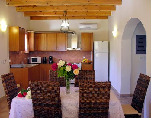 Η κουζίνα ή μικρή κουζίνα στο Cretan Exclusive Villas