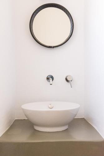 Bilik mandi di Villa Handras, 2 unità