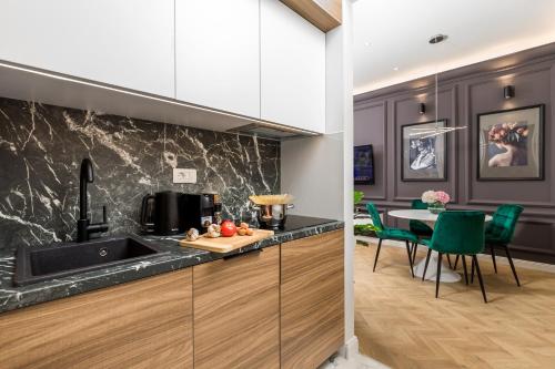 Luxury Number 1 Apartments