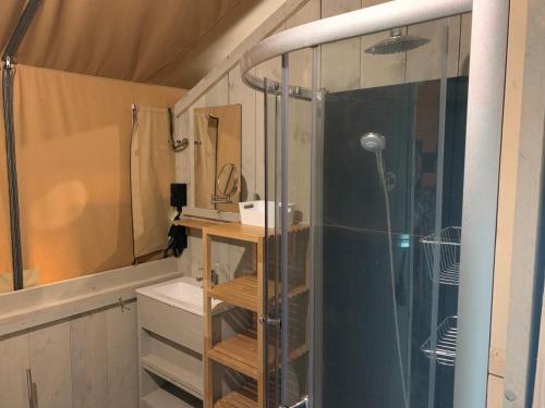 O baie la Glamping Wolfskuilen