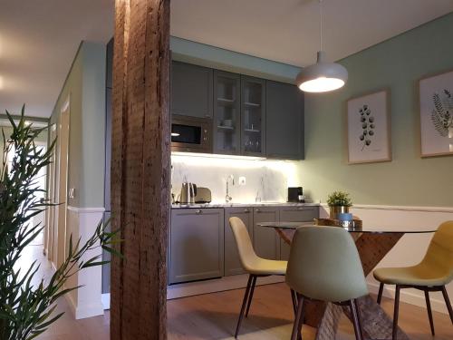 Minty Fresh Apartment