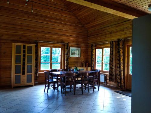 Fotografie z fotogalerie ubytování Sodyba šeimai "Obuolių namai" v destinaci Gaylyunay