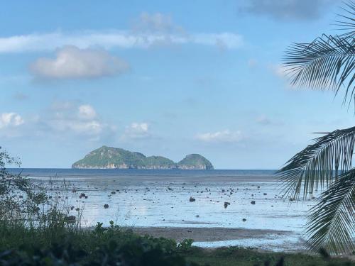 The Ford SunSet Beach Resort – Photos 3