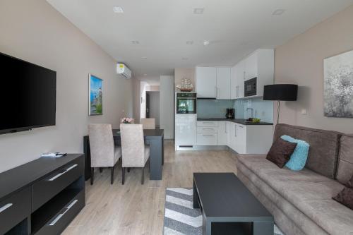 Dapur atau dapur kecil di Apartman Bella