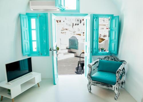 Blessed Blue Boutique Cave Suite