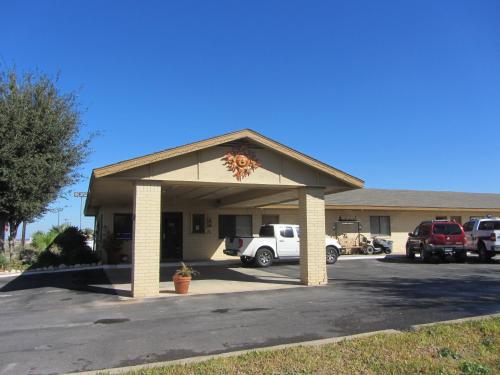 Hebbronville Executive Inn – Photos 5