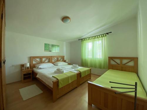 ***Quiet place near sea and National park***