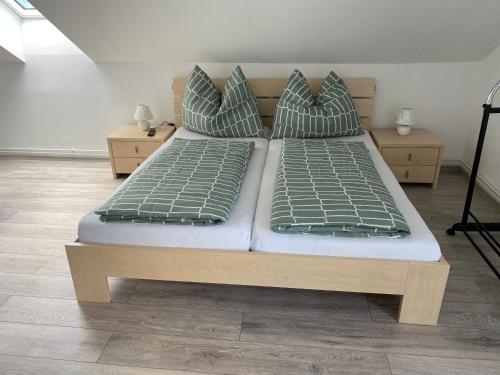 Postel nebo postele na pokoji v ubytování Ossiach Apartment 2