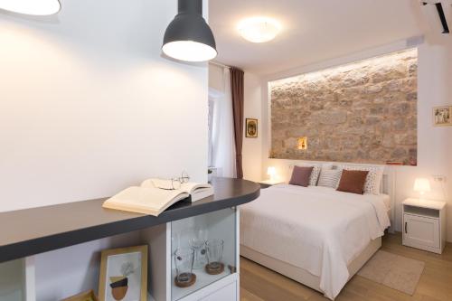 Liberty Town Center Room