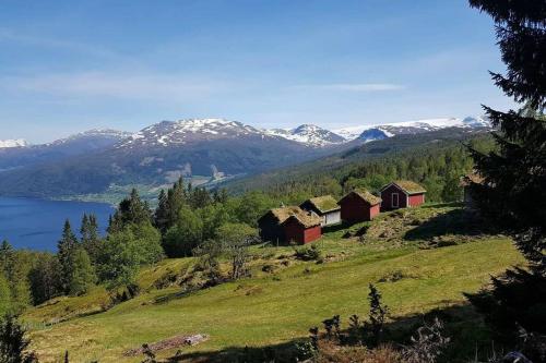 Gallery image of Nordfjordcabins Utvik in Utvik