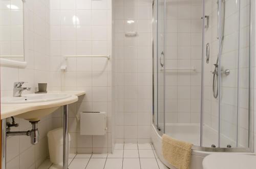 Ένα μπάνιο στο HOTEL A4 Airport Kraków MOP Morawica
