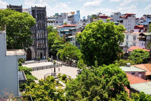 Minerva Church Hotel — City view