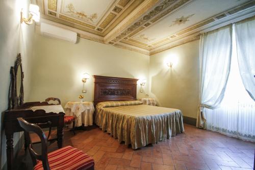 Gallery image of Antica Residenza Cicogna in Siena