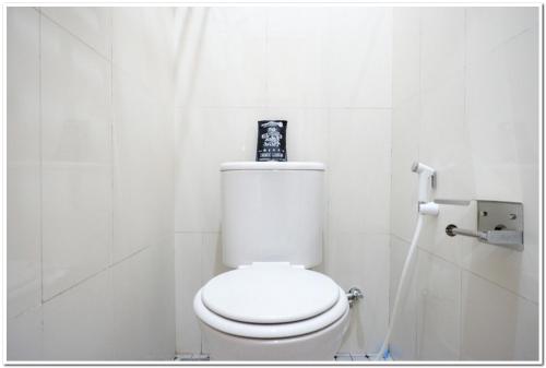 Koupelna v ubytování RedDoorz near Gejayan 3