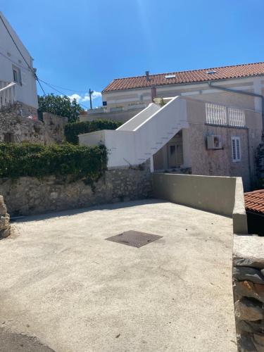 Fotografie z fotogalerie ubytování Vita Vacation Home v destinaci Ustrine