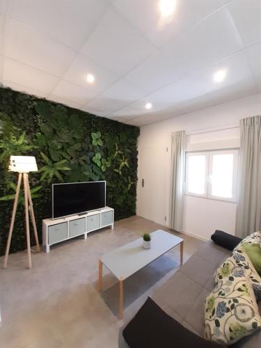 Tropical Garden Apartment