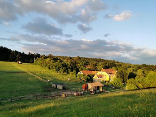 Cseri Vendégház