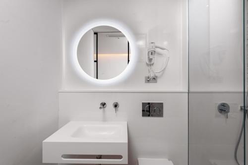 Kylpyhuone majoituspaikassa VIL5 by Be Alicante