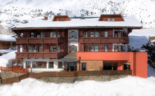 Hotel Garni Pirchhütt v zimě