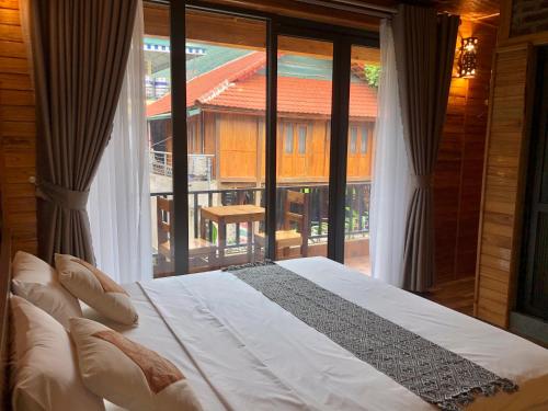 Katil atau katil-katil dalam bilik di Mai Chau Green Ecohouse