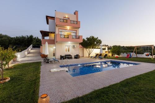 Marina Villa, a nature inspiring retreat