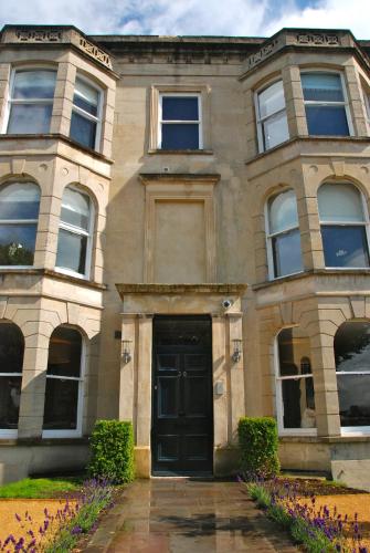 Number 38 Clifton photo 45
