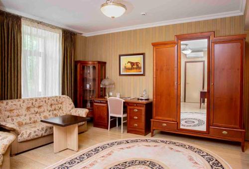 Seating area sa Grand Hotel Vostok