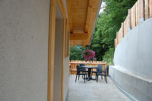 Un balcón o terraza de Chalet Torcel Affittacamere