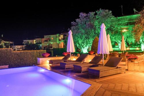 Piscina di Kassandra Village Resort o nelle vicinanze