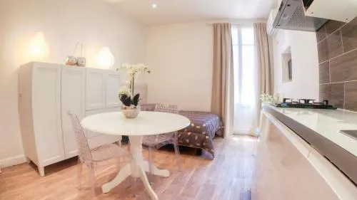 SeaYouSoon Inn Cannes - Studios photo 15